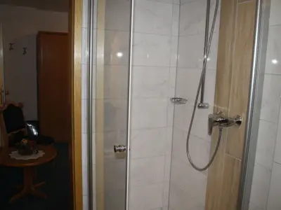 Einzelzimmer für 1 Person (15 m²) in Lennestadt 5/7