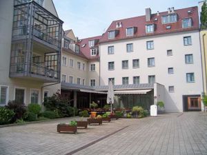 22011679-Einzelzimmer-1-Lutherstadt Wittenberg-300x225-1