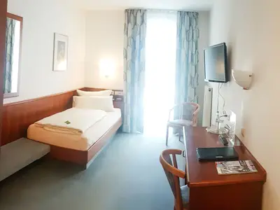 Einzelzimmer für 1 Person in Meckenbeuren 9/10