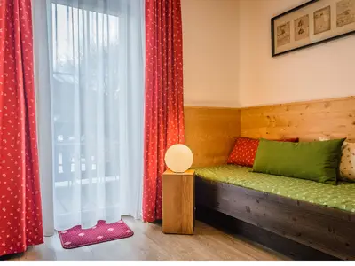 Einzelzimmer mit Balkon