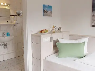 Einzelzimmer für 1 Person (12 m²) in Norddorf 4/4