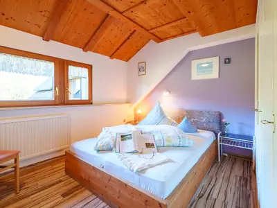 Photo, INSIDE, OUTSIDE