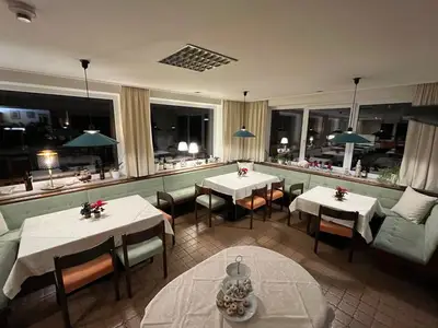 Einzelzimmer für 2 Personen (12 m²) in Obsteig 4/10