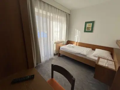 Einzelzimmer für 2 Personen (12 m²) in Obsteig 9/10