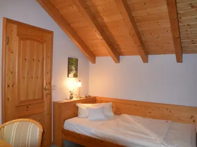 Einzelzimmer für 1 Person in Ottenhöfen im Schwarzwald 3/4