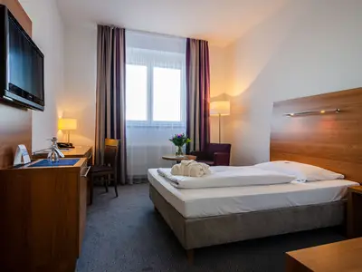 Einzelzimmer für 1 Person in Reutlingen 2/3