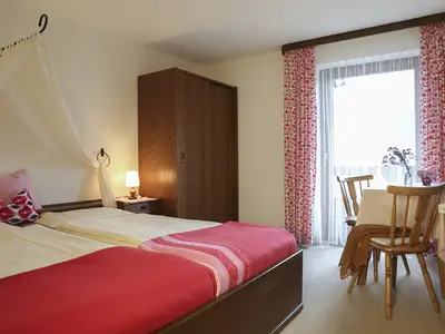 Doppelzimmer Dusche/WC Balkon Bergblick