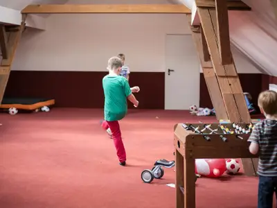 Beheiztes Indoorspielparadies- 100qm