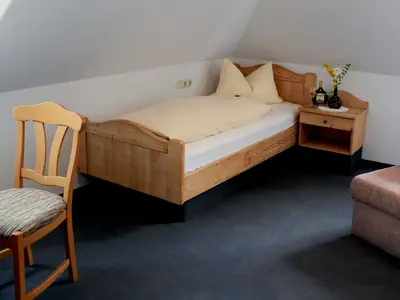 Einzelzimmer 9