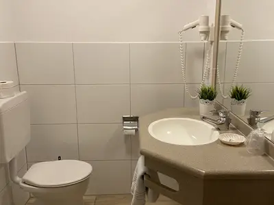 Einzelzimmer für 1 Person (15 m²) in Lennestadt 6/7