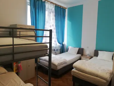 Einzelzimmer für 3 Personen (12 m²) in Krakau 4/10