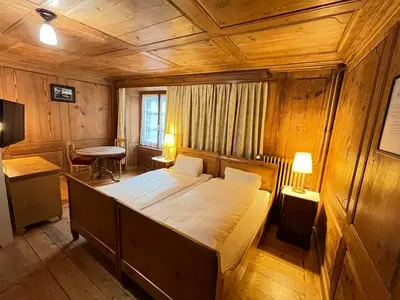 Einzelzimmer für 1 Person in Chur 2/10