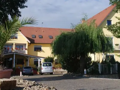 Einzelzimmer für 1 Person (22 m²) in Stadt Torgau 10/10