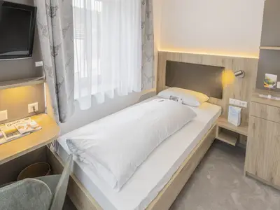 Einzelzimmer im Gästehaus Hirsch