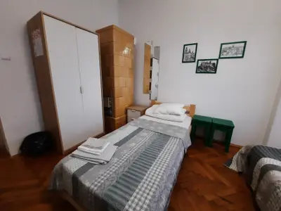 Einzelzimmer für 4 Personen (16 m²) in Krakau 4/10