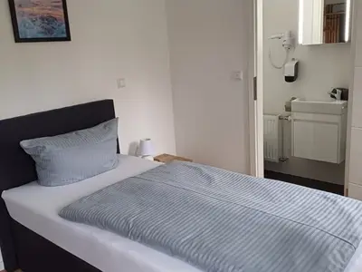 Einzelzimmer für 1 Person (13 m²) in Königslutter am Elm 1/10