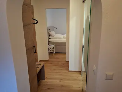 Zimmer 4 Blick in den Schlafbereich