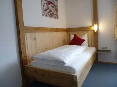 Einzelzimmer Beispielbild