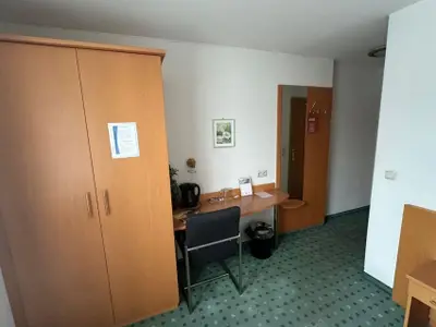 Einzelzimmer für 1 Person (14 m²) in Sankt Pölten 4/8