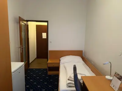 Einzelzimmer für 1 Person (14 m²) in Sankt Pölten 1/7