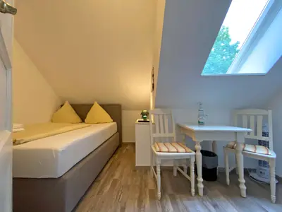 Einzelzimmer für 1 Person (14 m²) in Stolpen 1/10
