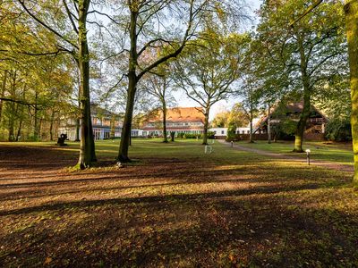 Hotel Döllnsee-Schorfheide im Herbst (c) TMB, Steffen Lehmann