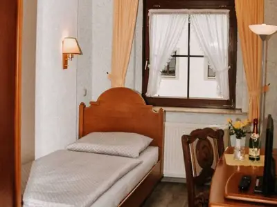 Einzelzimmer für 2 Personen (15 m²) in Torgau 6/10