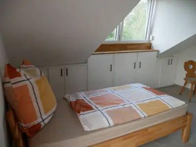 Einzelzimmer für 1 Person in Wäschenbeuren 3/10