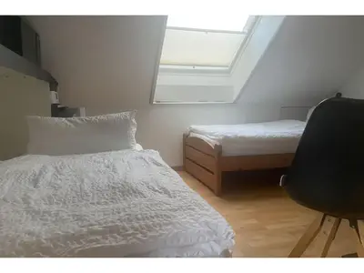 Getrennte Schlafmöglichkeiten im Ferienzimmer Sonnenseite