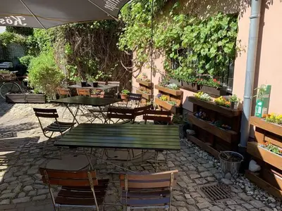 Einzelzimmer für 1 Person (12 m²) in Weißenfels 3/10