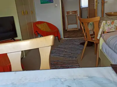 Einzelzimmer für 1 Person (12 m²) in Wellheim 3/10