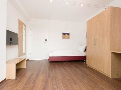 Einzelzimmer für 1 Person (15 m²) in Wien 5/10