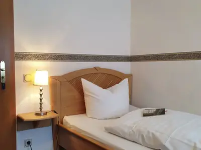Einzelzimmer für 1 Person (12 m²) in Winterberg 6/8