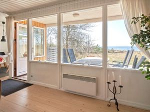 23434766-Ferienhaus-6-Aakirkeby-300x225-2