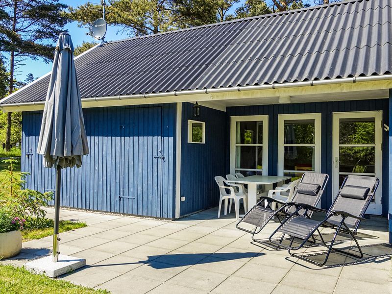 23748981-Ferienhaus-6-Aakirkeby-800x600-1