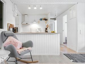 23748994-Ferienhaus-4-Aakirkeby-300x225-4