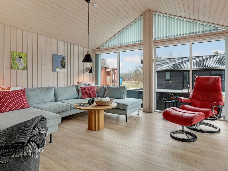 23762768-Ferienhaus-6-Aakirkeby-800x600-2