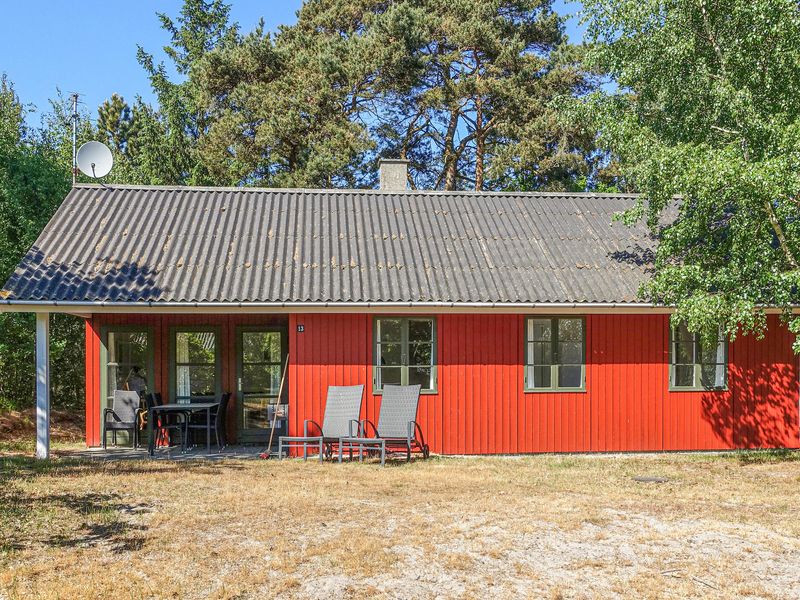 23749892-Ferienhaus-6-Aakirkeby-800x600-0