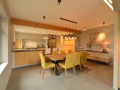 DiningRoom