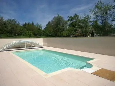 PoolOfHouse