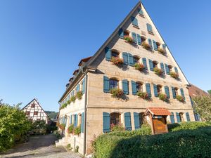 23890787-Ferienhaus-4-Absberg-300x225-2