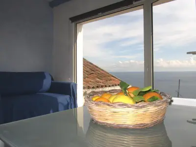 Esszimmer mit Meerblick