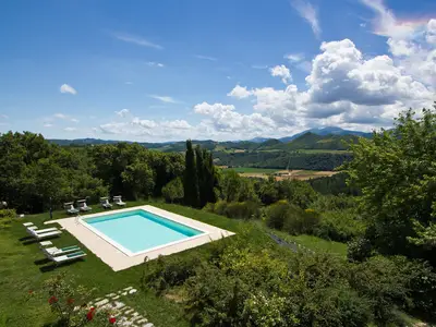 PoolOfHouse