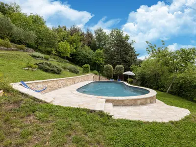 PoolOfHouse