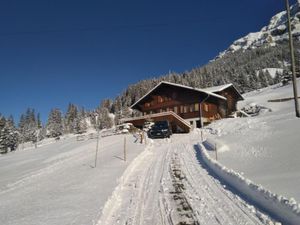 21746367-Ferienhaus-6-Adelboden-300x225-1