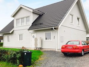 23550718-Ferienhaus-6-Adelsö-300x225-2