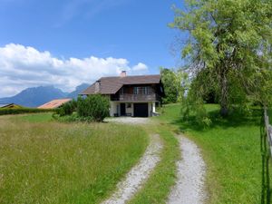 23836914-Ferienhaus-5-Aeschi bei Spiez-300x225-3