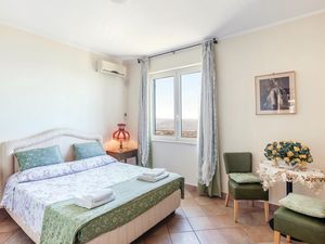 23721054-Ferienhaus-7-Agropoli-300x225-5