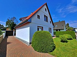 22001157-Ferienhaus-7-Ahlbeck-300x225-3