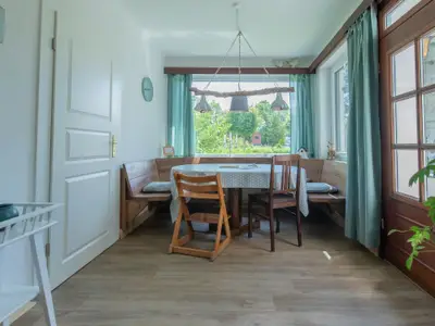 Essbereich im Fuchsbau